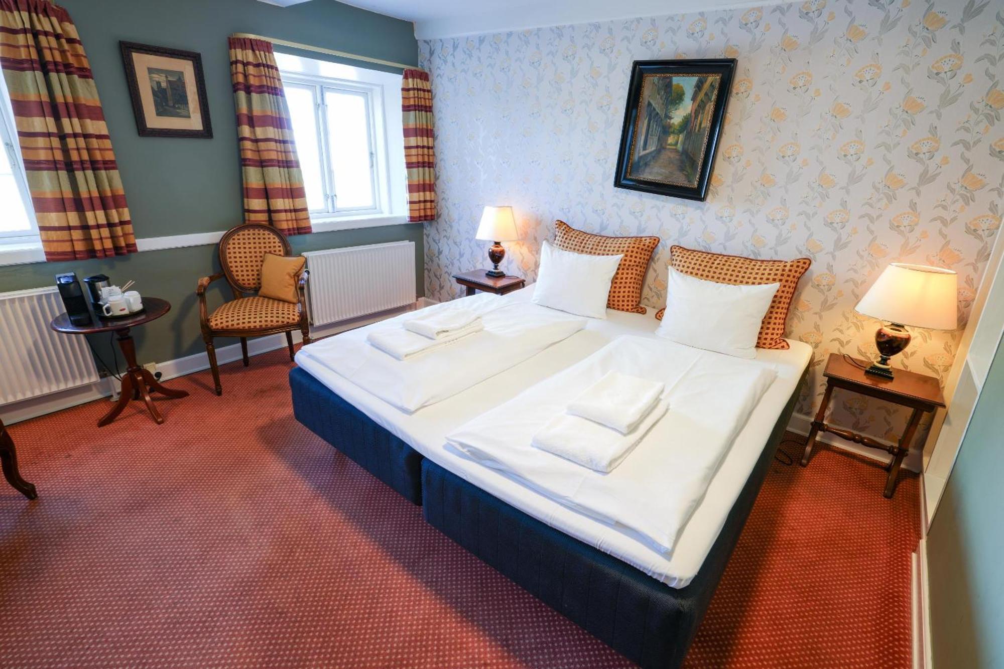 Dagmar Hotel 3*